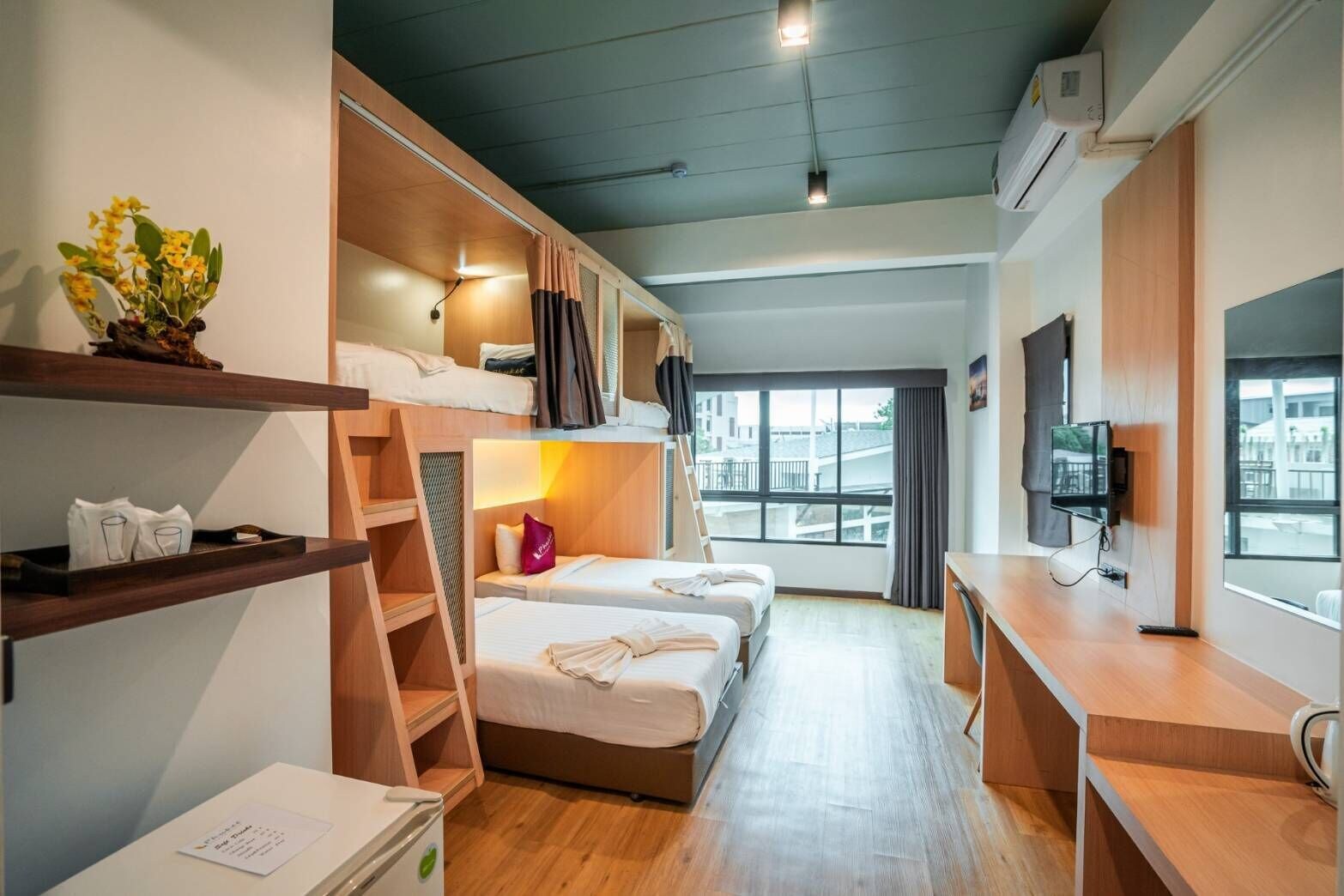 Family, King Bed, 2 Bunk Beds