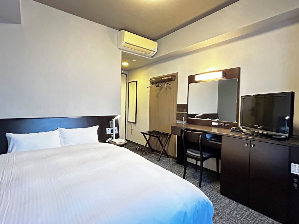 Hotel Route Inn Marugame 12/52