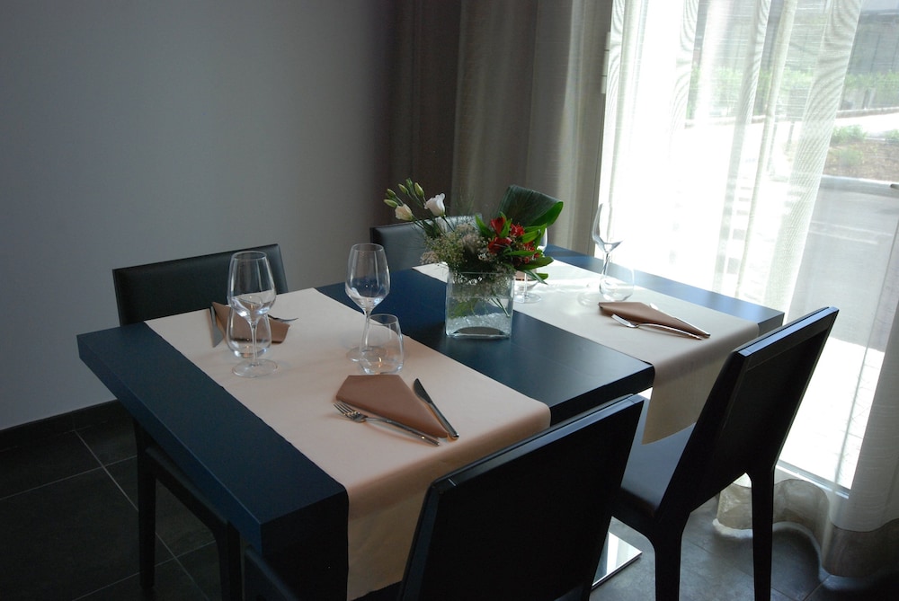Holiday Inn Milan Nord Zara 53/66