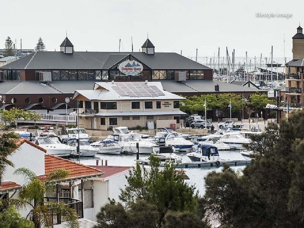Mandurah Motel and Apartments 2/40