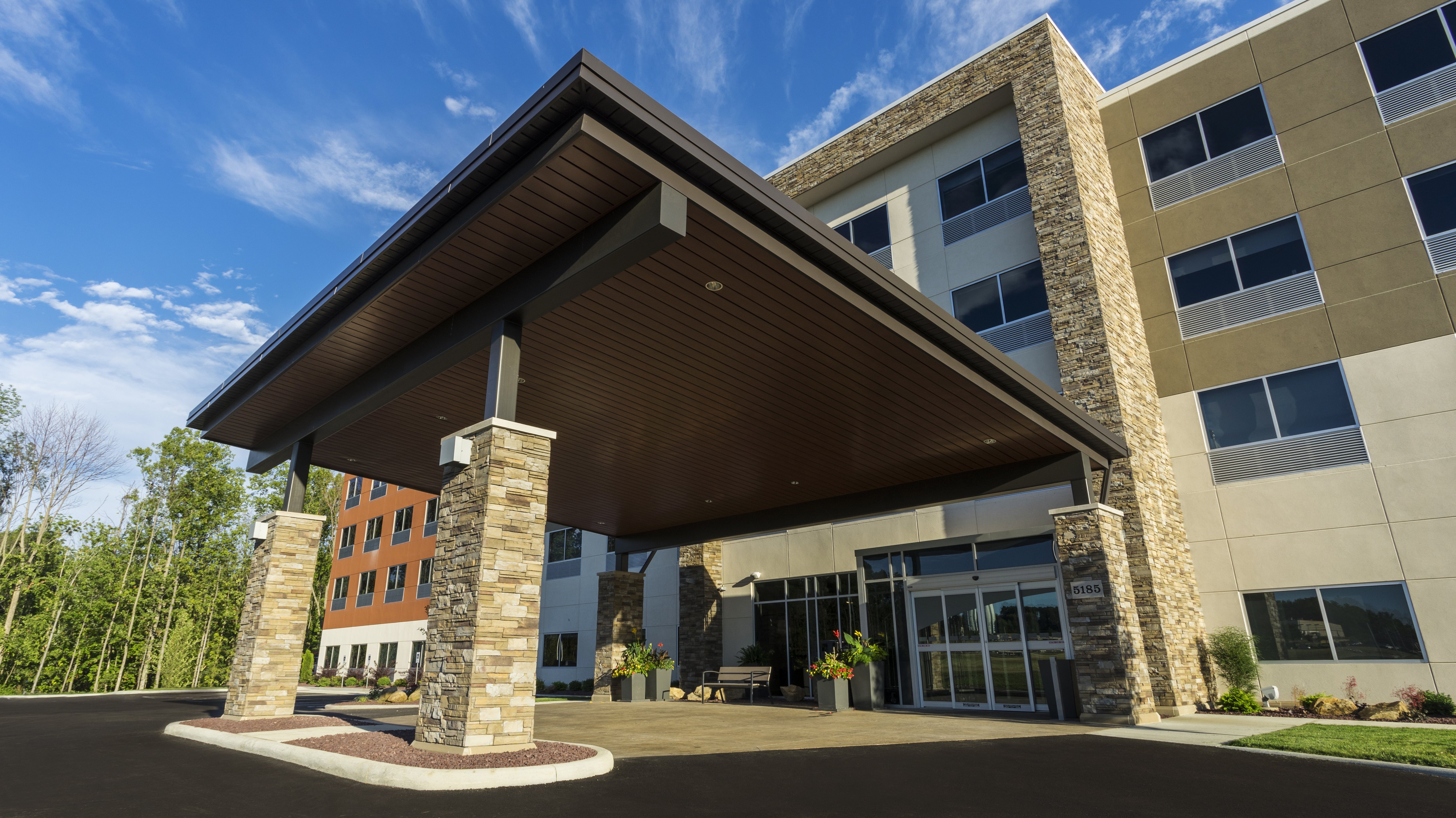 Holiday Inn Express Suites Medina 6/46
