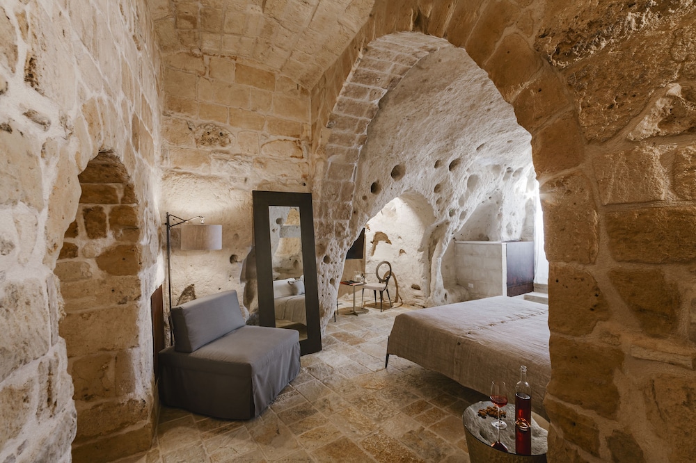 Cenobio Hotel 45/50
