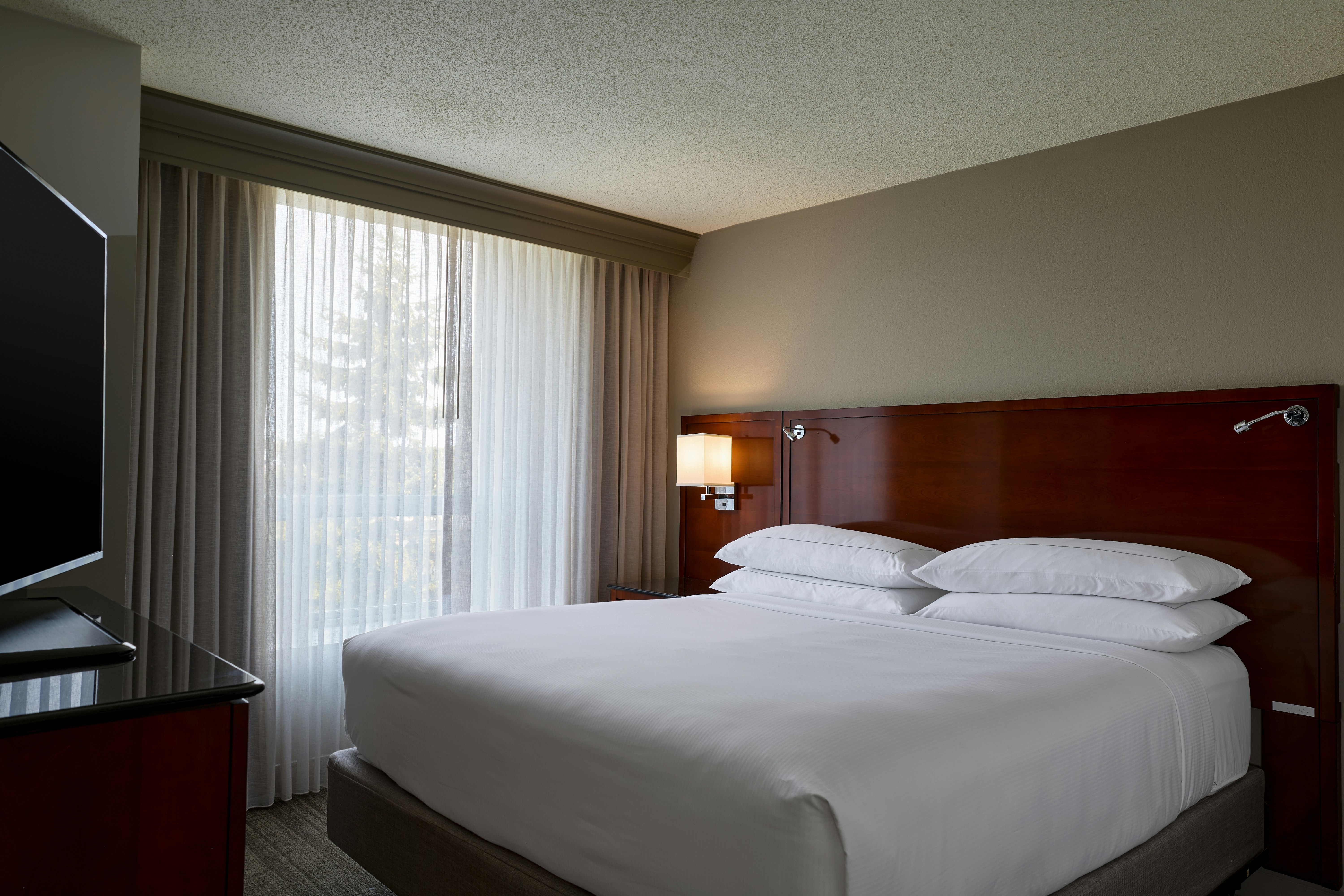 DoubleTree by Hilton Minneapolis Airport 4/35