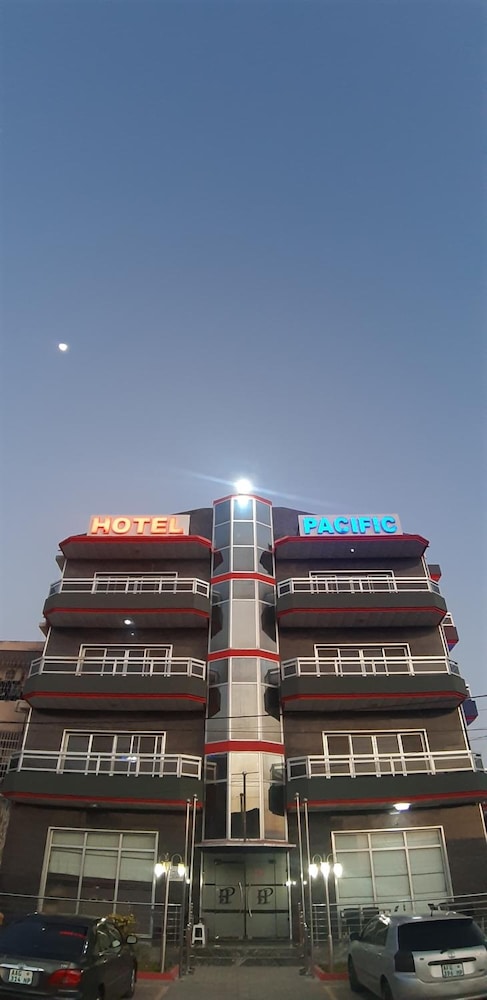 Hotel Pacific 2/29
