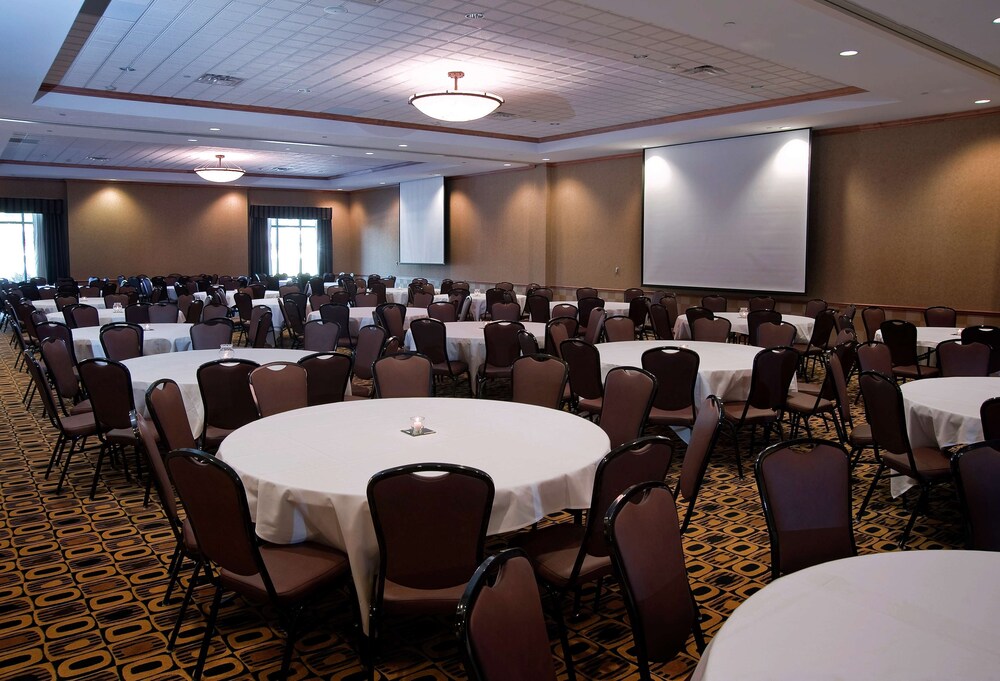Hampton Inn & Suites Columbia at the University of Missouri 46/50