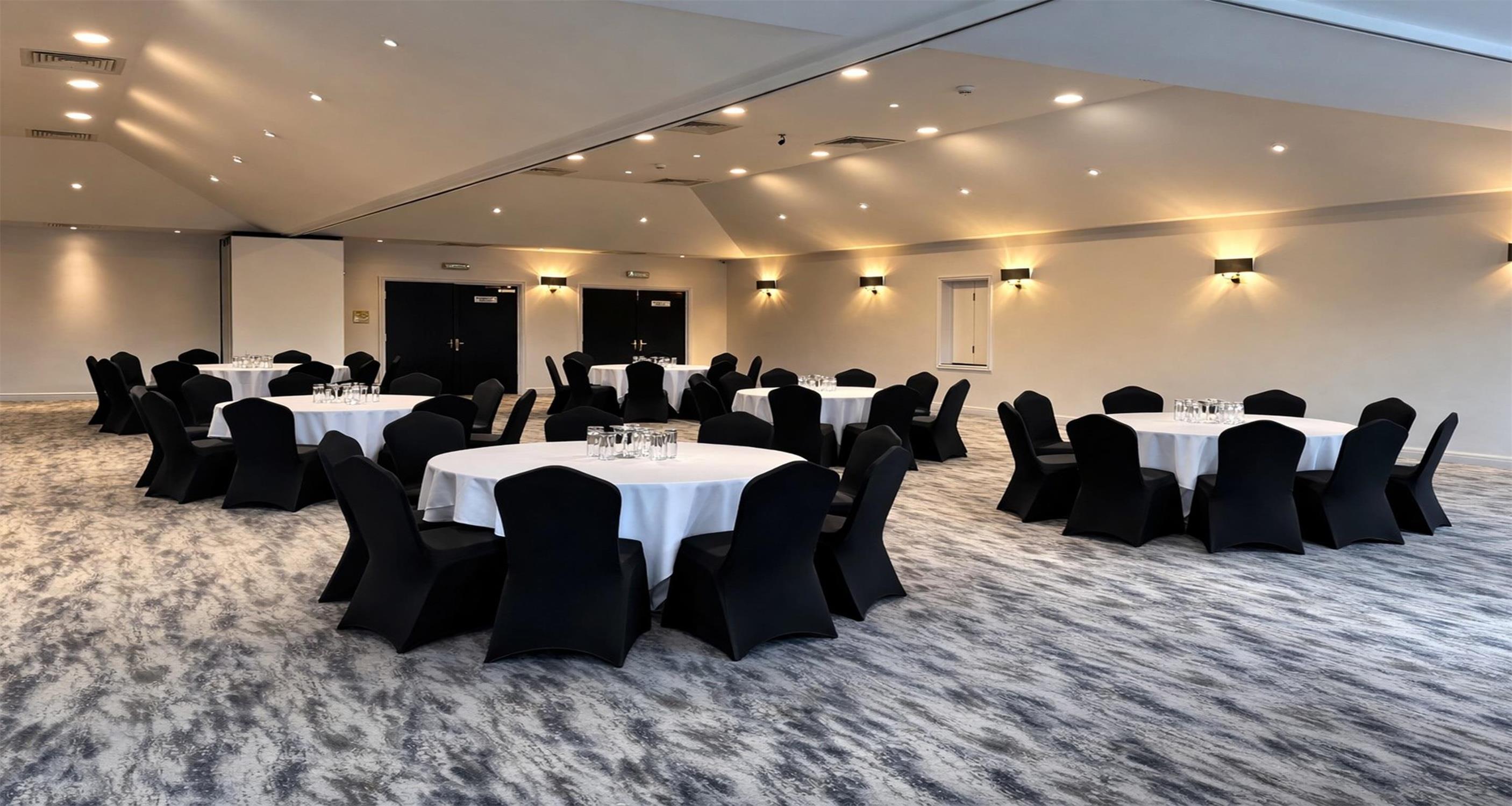 Best Western Plus Bentley Hotel & Spa 55/55