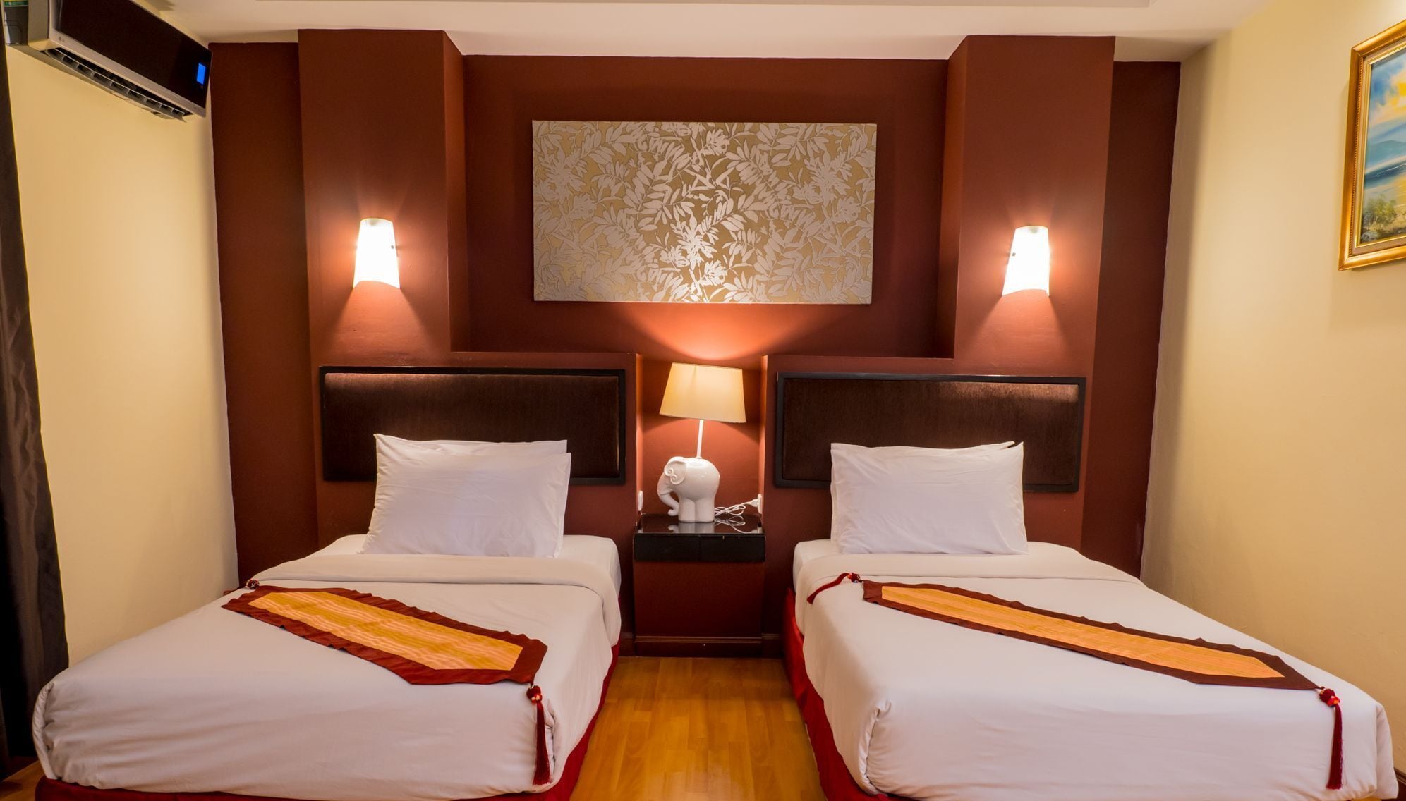 STANDARD, TWIN BEDS