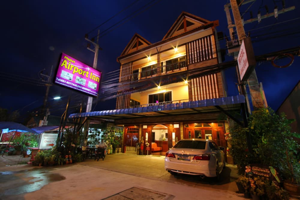 Phuket Airport Inn 8/52