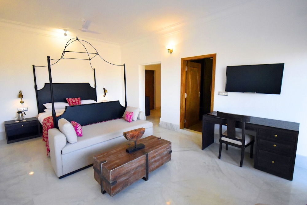 Fateh Safari Lodge 16/50