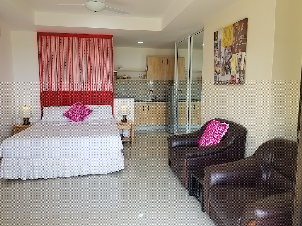 Mountain Sea View Luxury Apartments 27/72