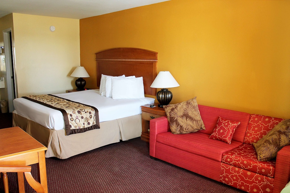 ROOM, KING BED