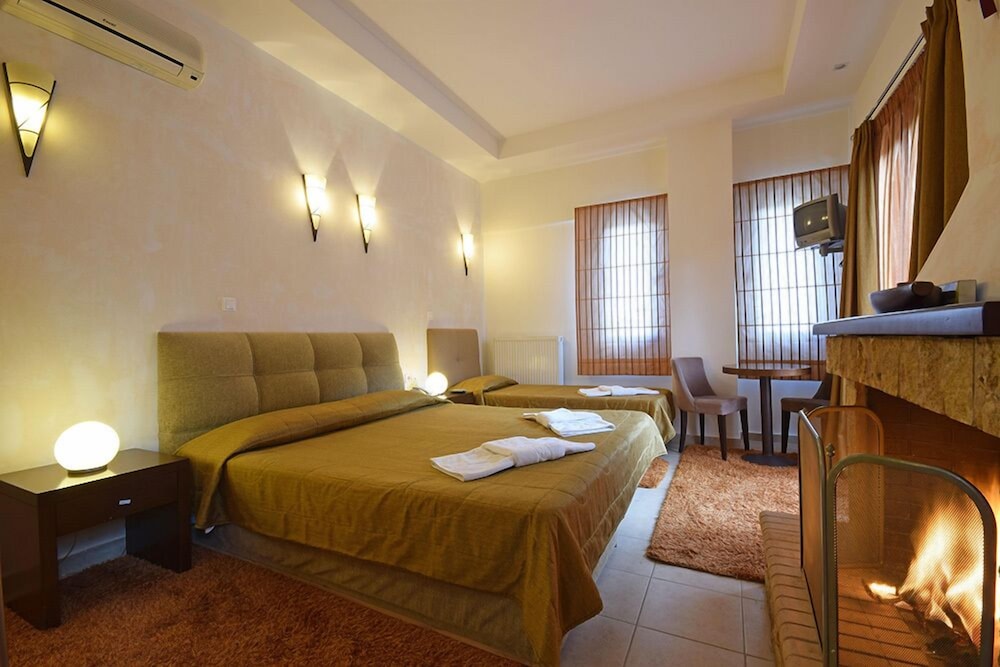 Ahilion Hotel 13/37