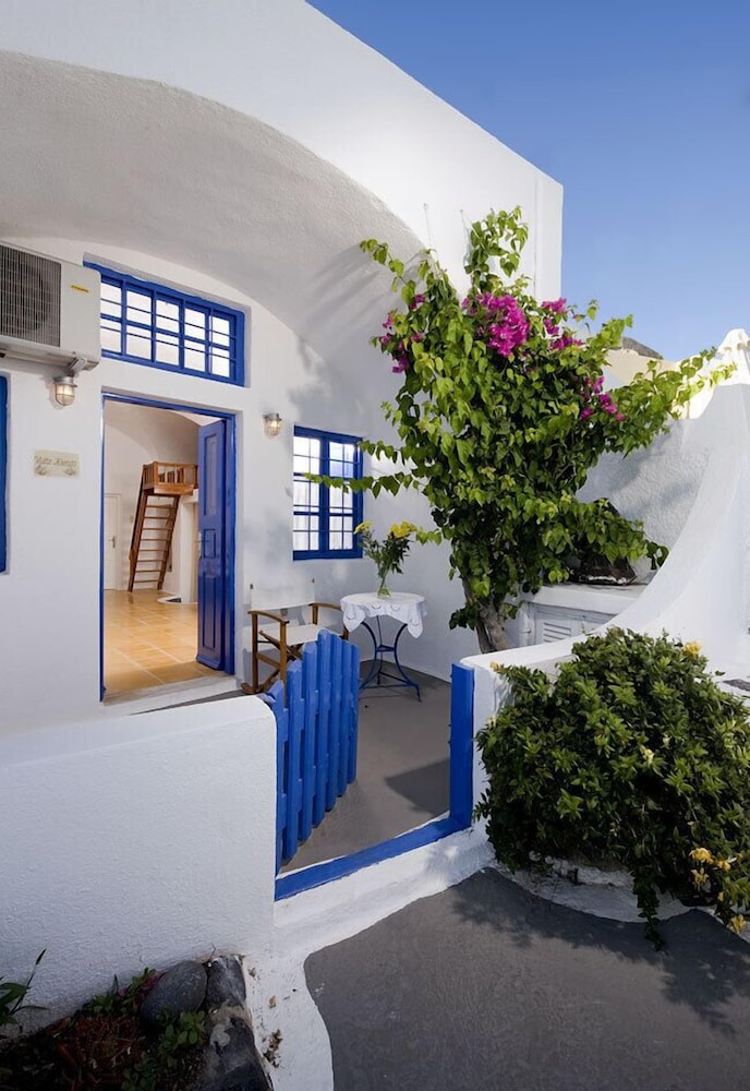Krokos Villas 2/34