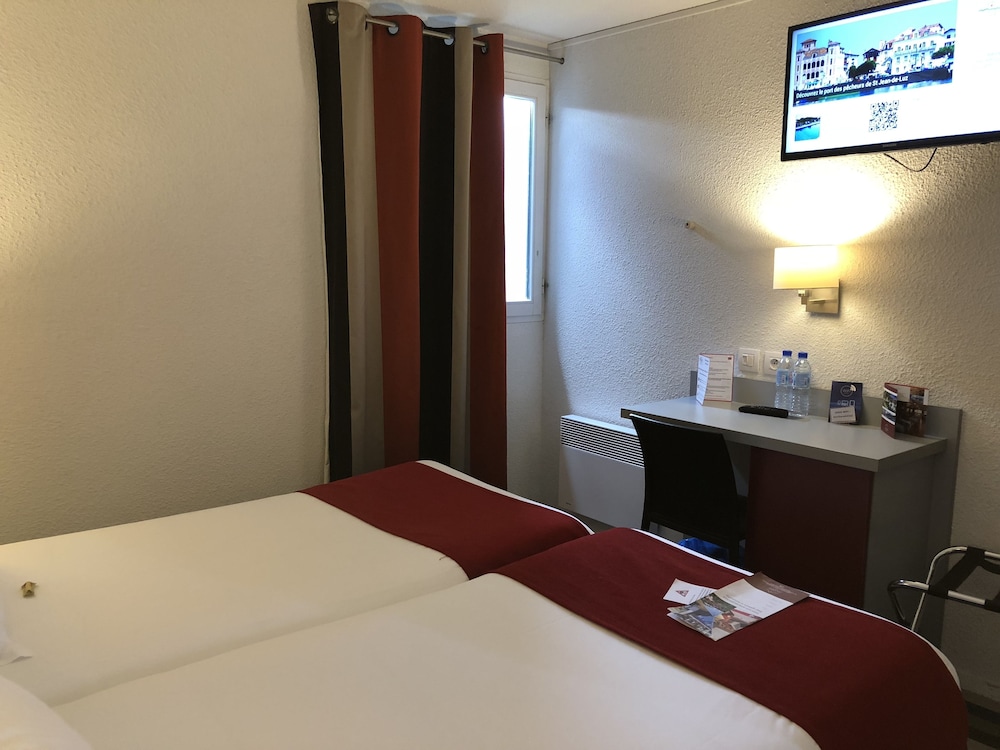 Hotel Donibane 32/59
