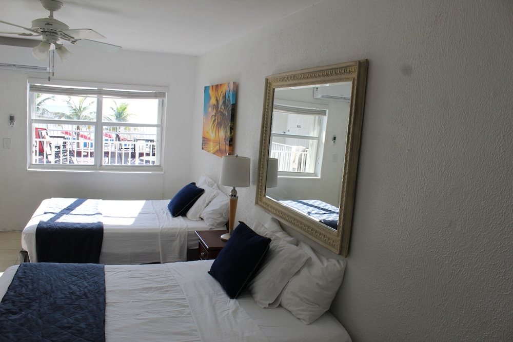 Golden Sand Oceanfront 13/58