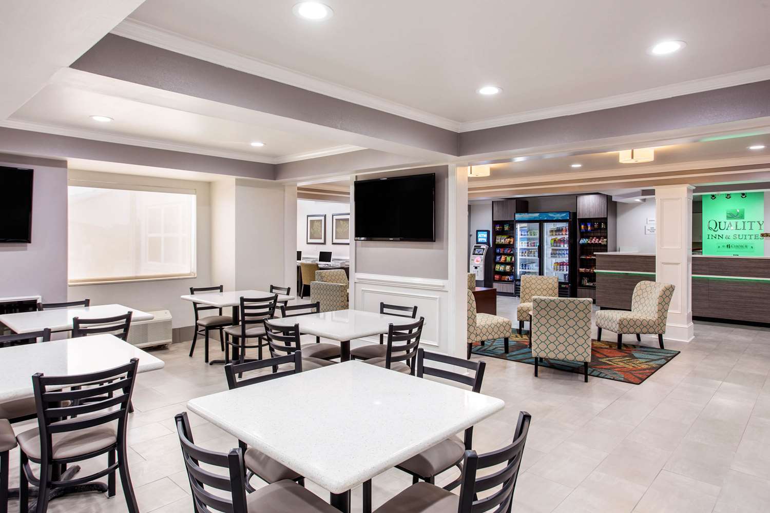 Quality Inn & Suites Myrtle Beach Near Outlets 13/17