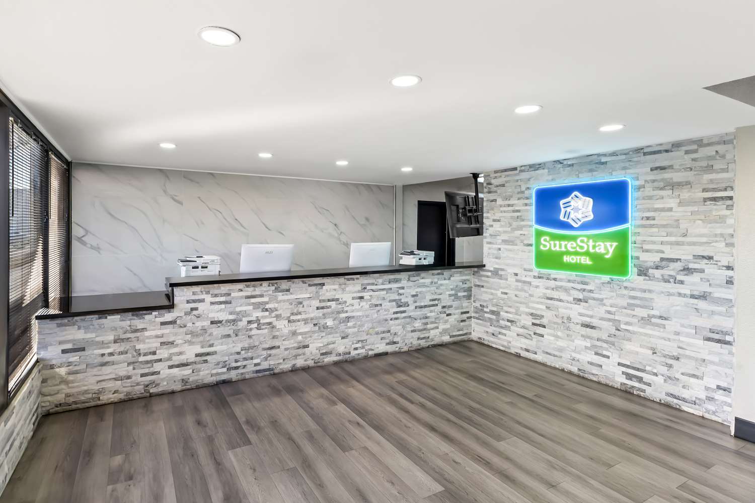 Surestay Hotel By Best Western Phoenix Airport