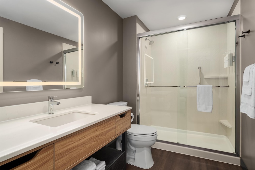 LivSmart Studios by Hilton Columbia Greystone 36/41
