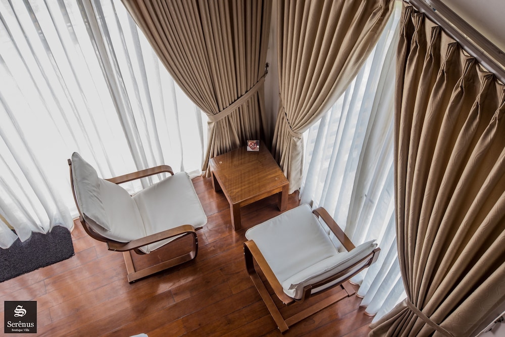 Serenus Boutique Villa 59/64