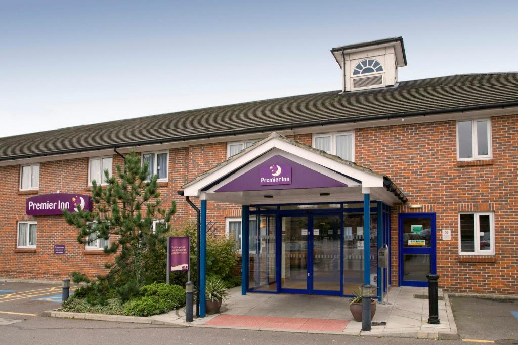 Premier Inn Basildon (Rayleigh) in RAYLEIGH