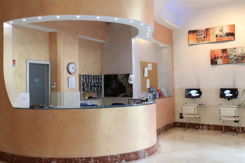 Hotel Diamond 3/50