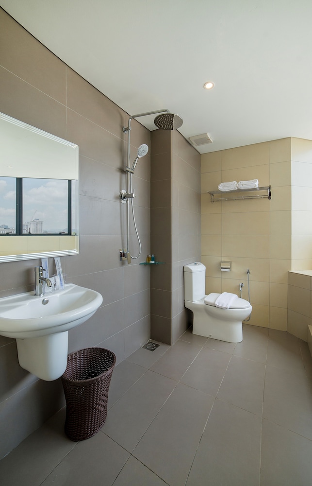 Riccarton Capsule Hotel 23/26