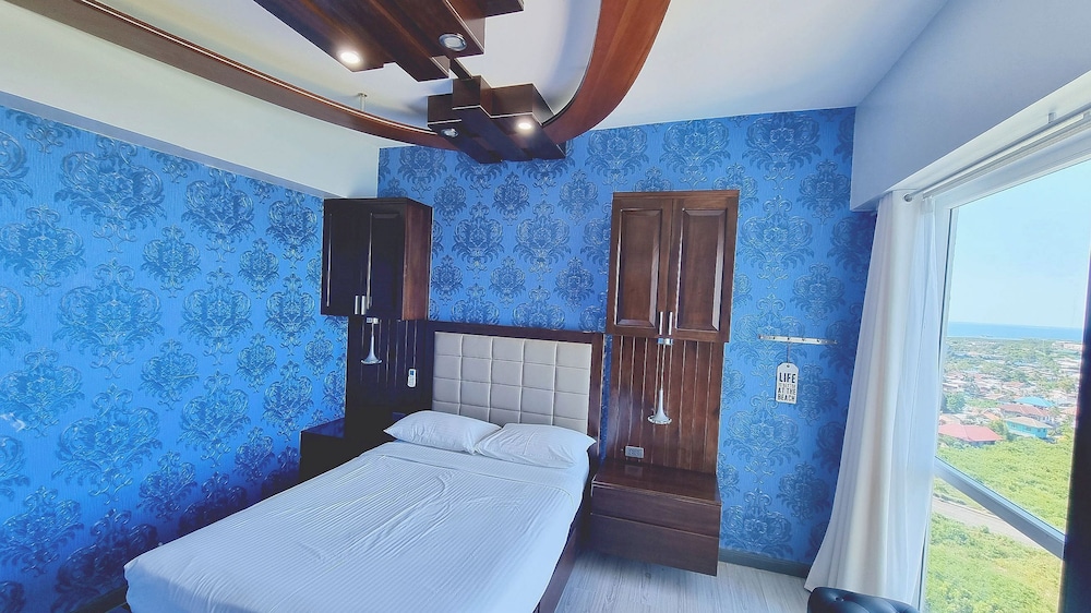 La Mirada Residences 34/87