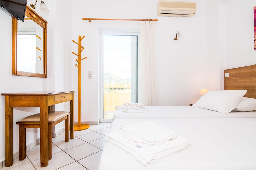 Thalassa Apartments 12/50