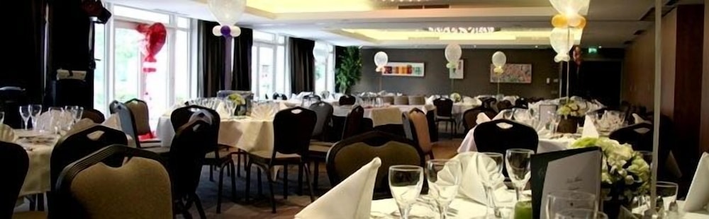 Biznis Hotel 18/19