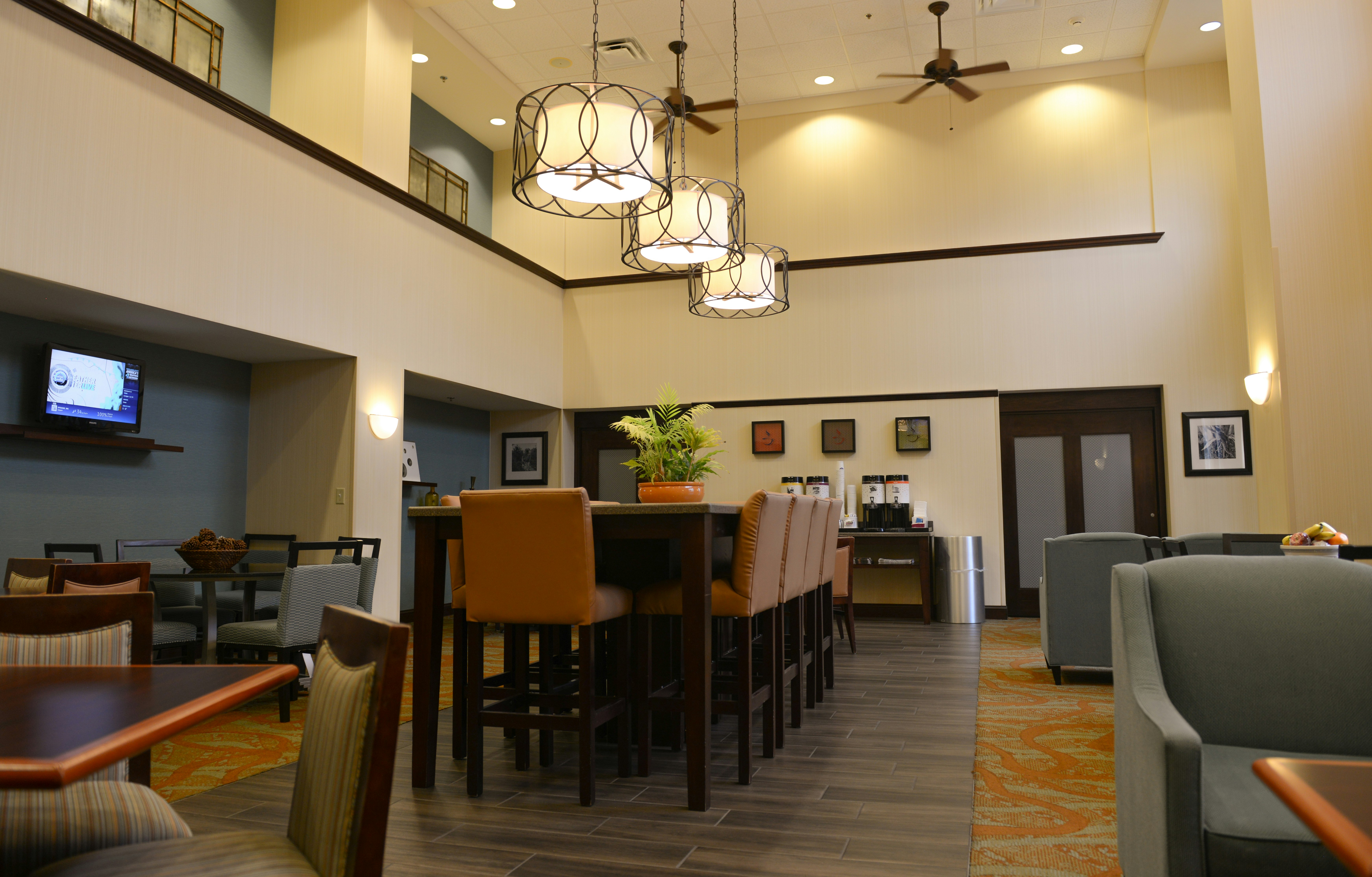 Hampton Inn And Suites Knoxville North I 75 36/58
