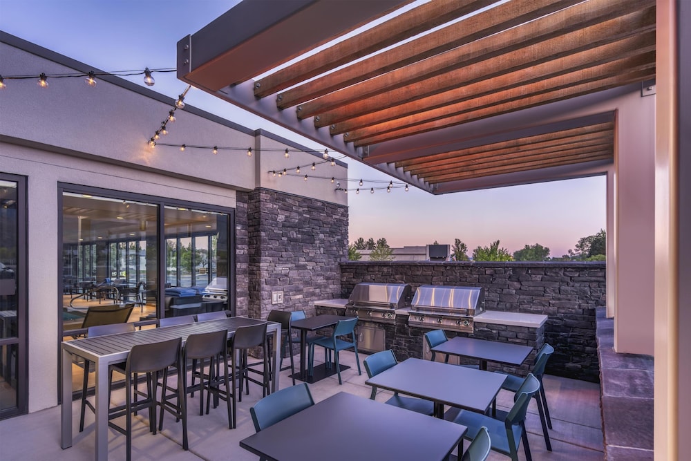 Home2 Suites by Hilton Carson City 33/46
