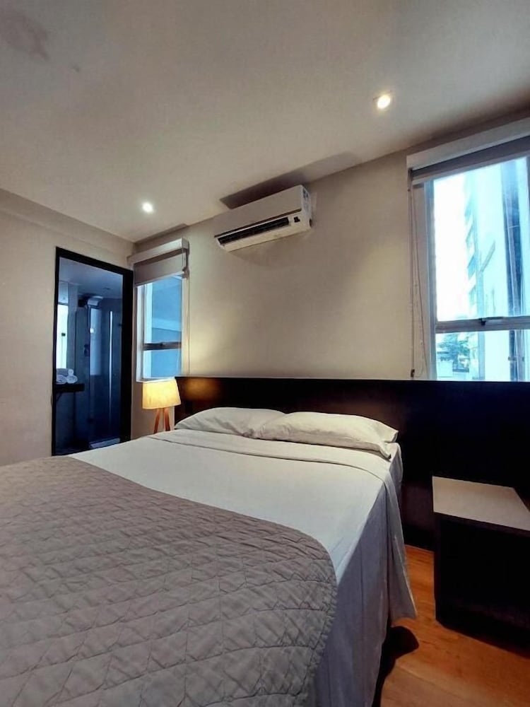 Duble Hotel 18/60