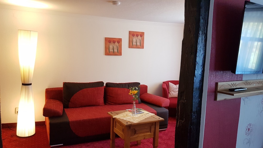 Hotel Zum Burgergarten 29/50