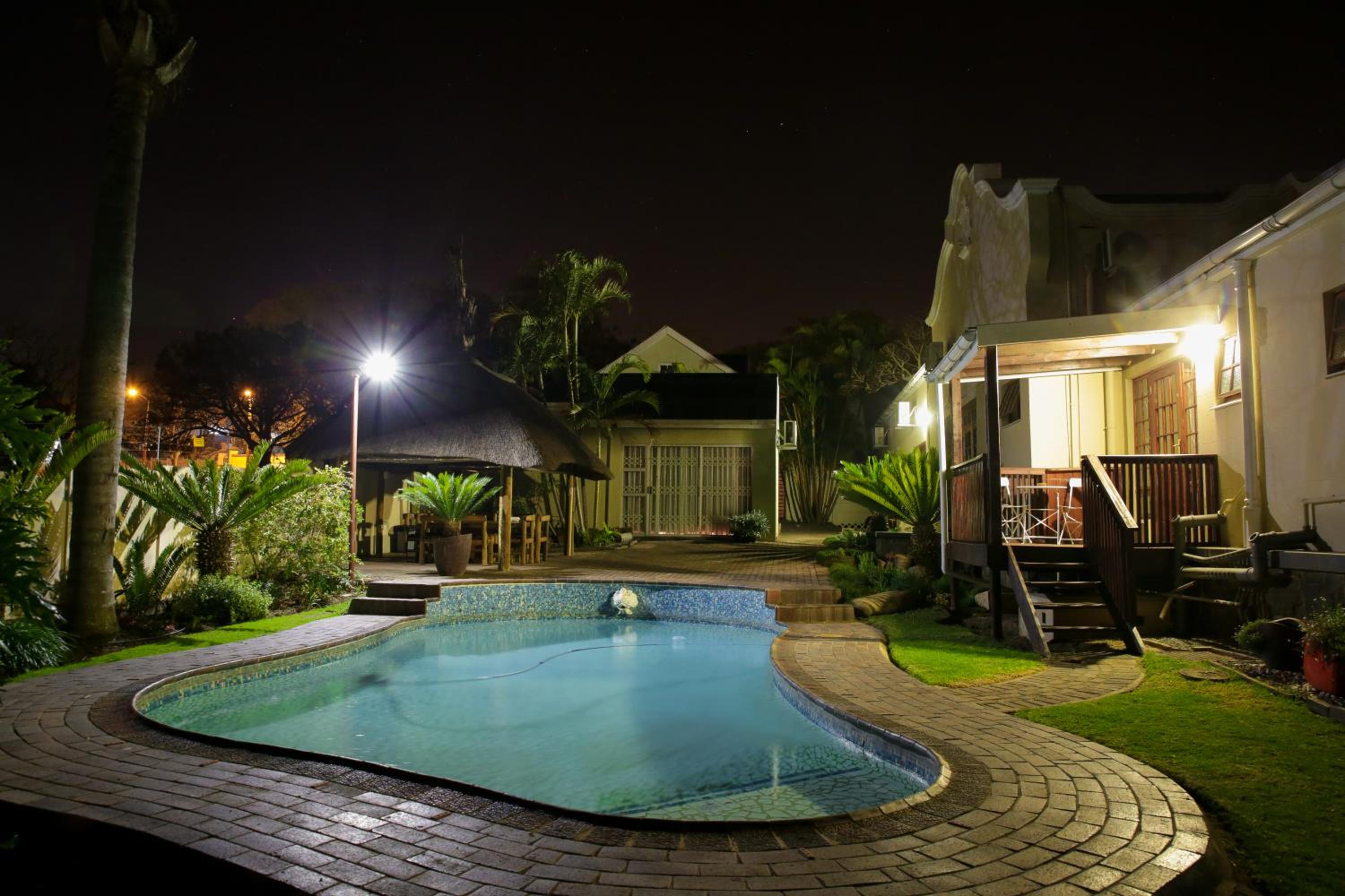 Dreamers Guest House 19/24