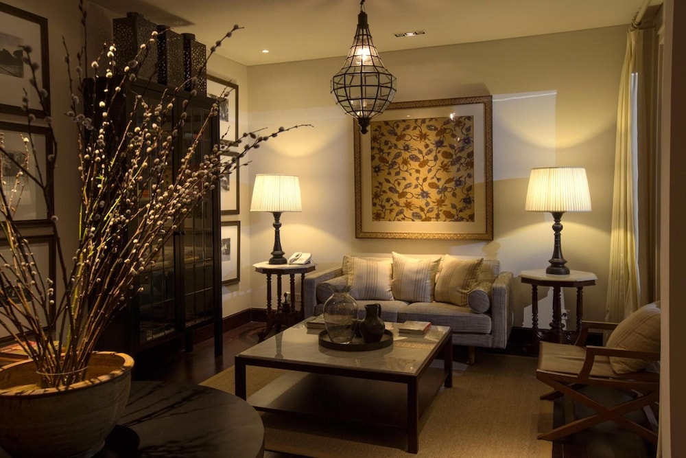 The Shalimar Boutique Hotel 46/65