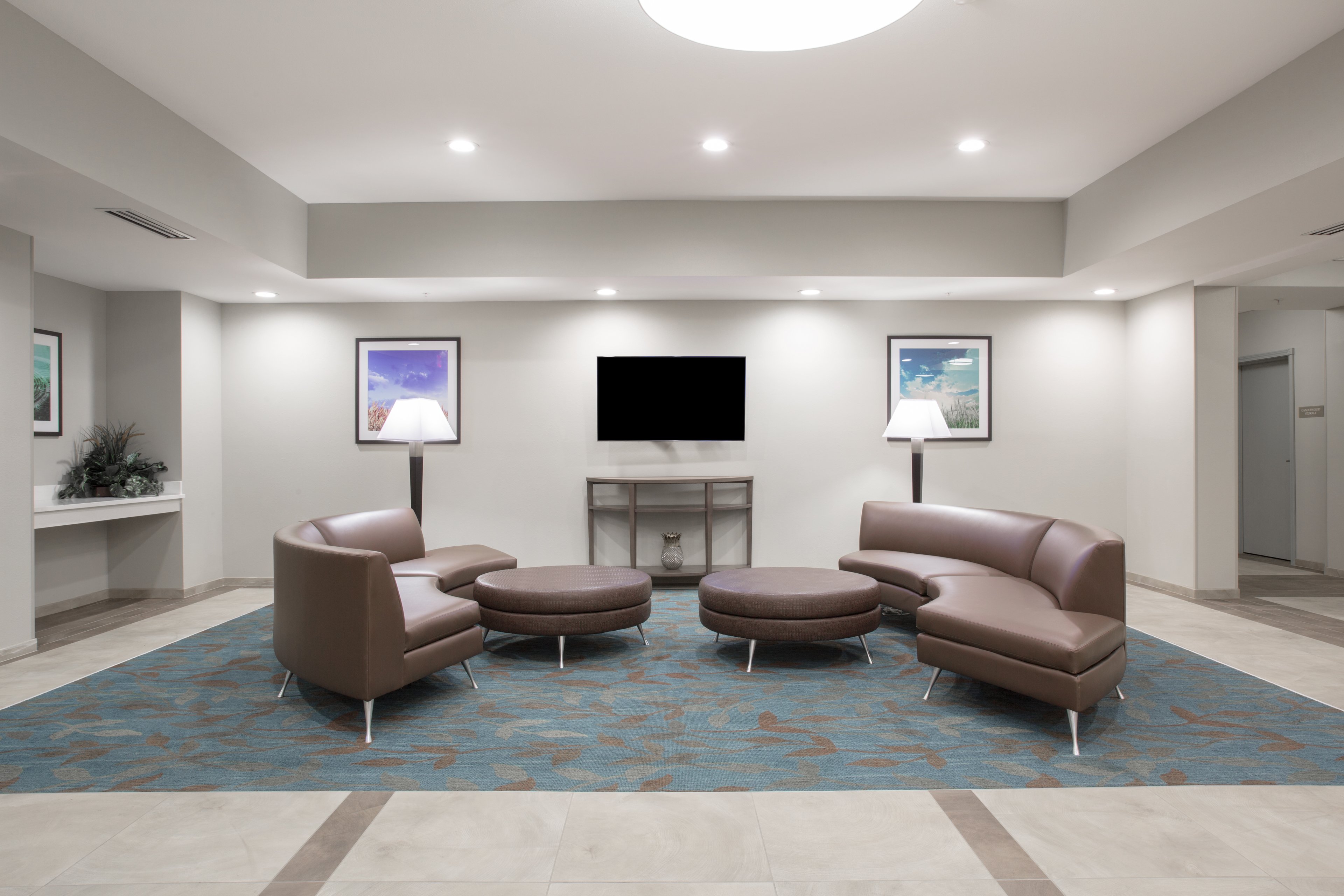 CANDLEWOOD SUITES PUEBLO 17/33
