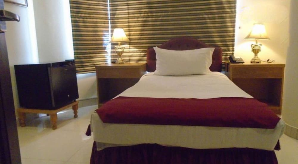 Panoramic Hotel 9/24