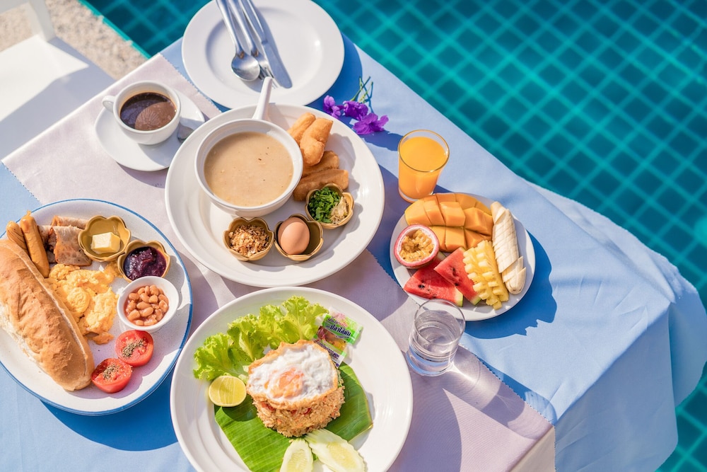 Phi Phi Anita Resort 60/76