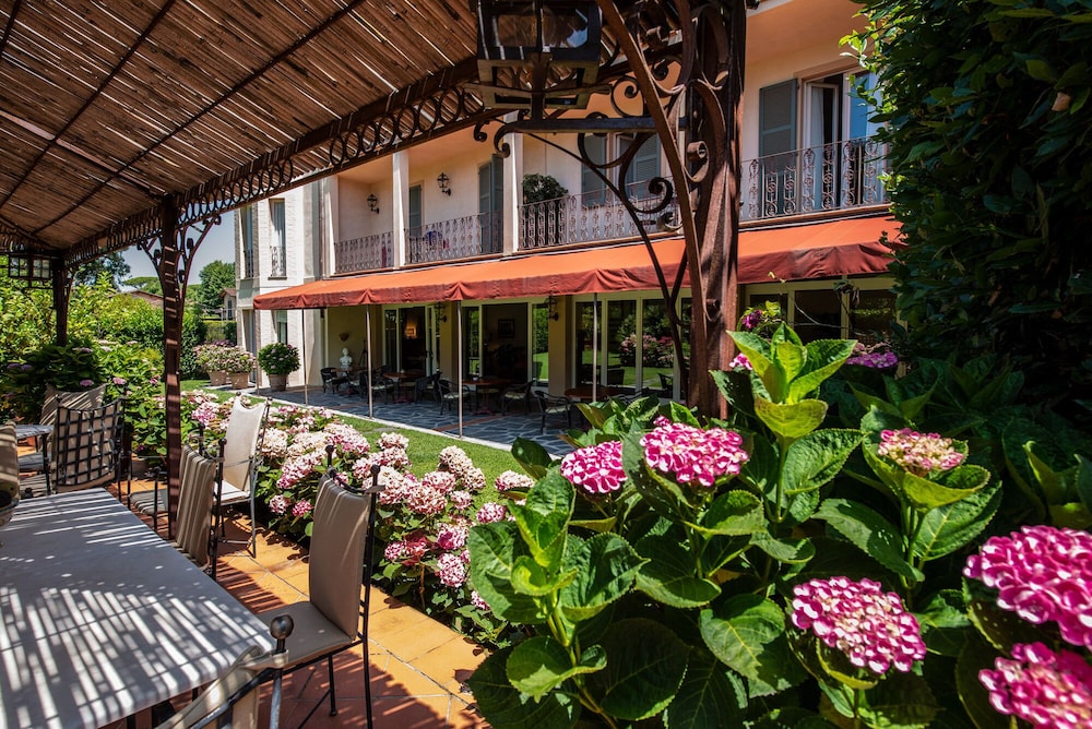 Hotel Franceschi 64/66