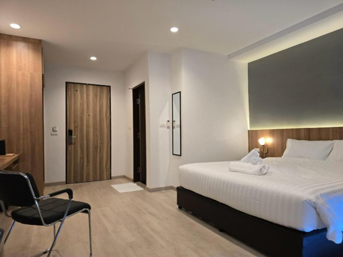 Manee Mantra Hotel, Kanchanaburi 3/11