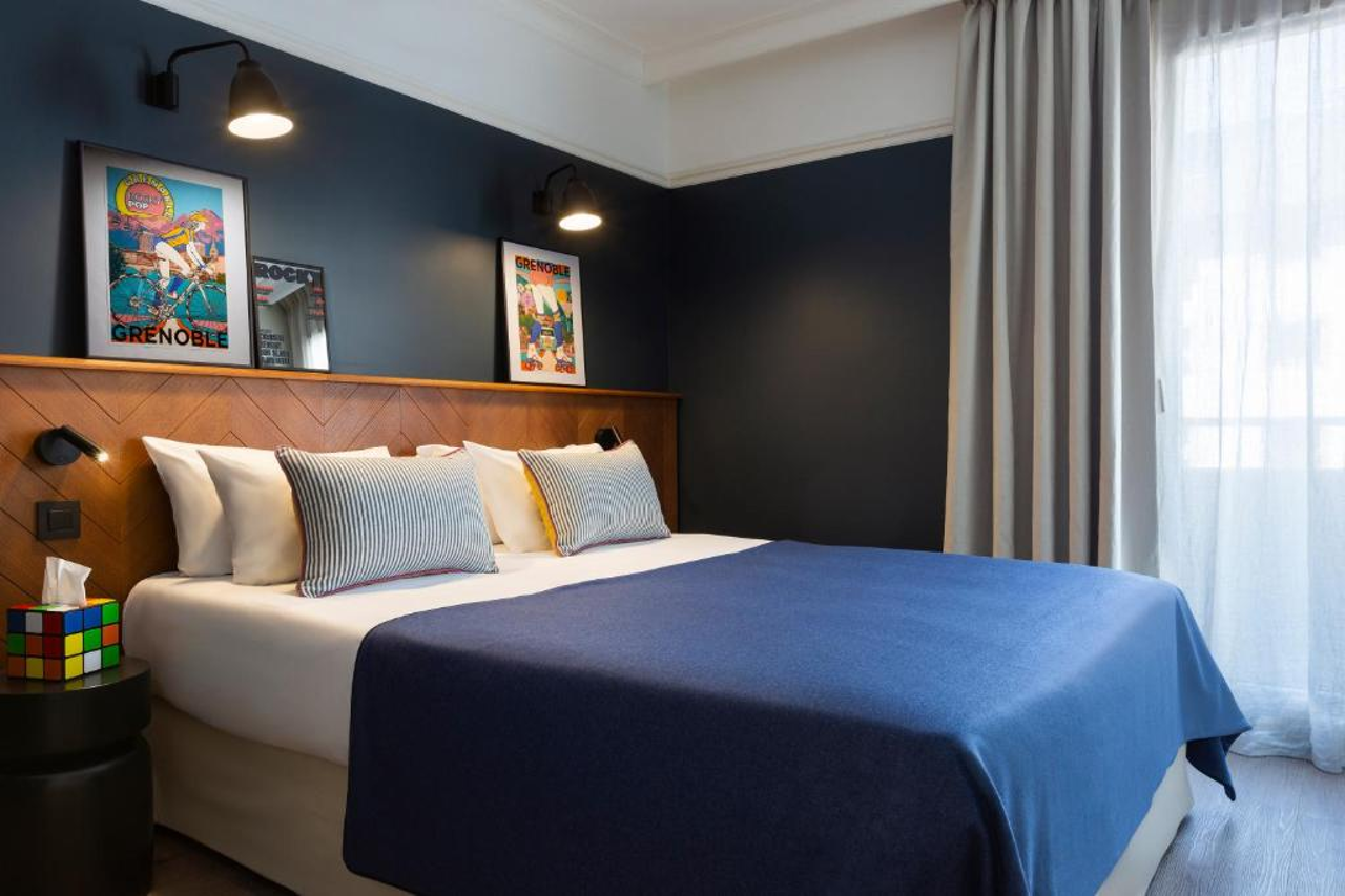 Room at RockyPop Grenoble, GRENOBLE