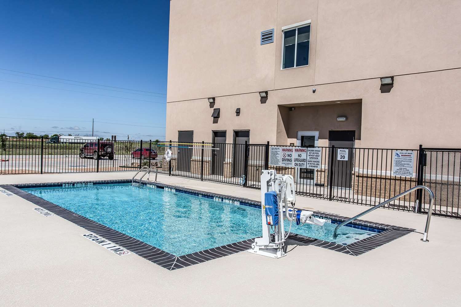 Comfort Inn & Suites Snyder 15/15