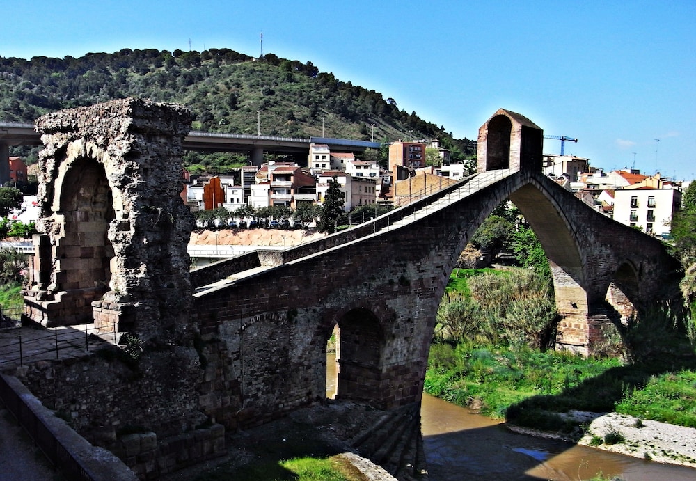 surroundings