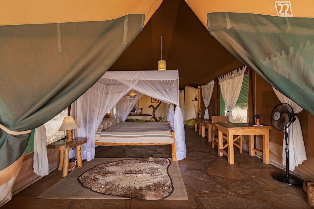 Kibo Safari Camp 16/50