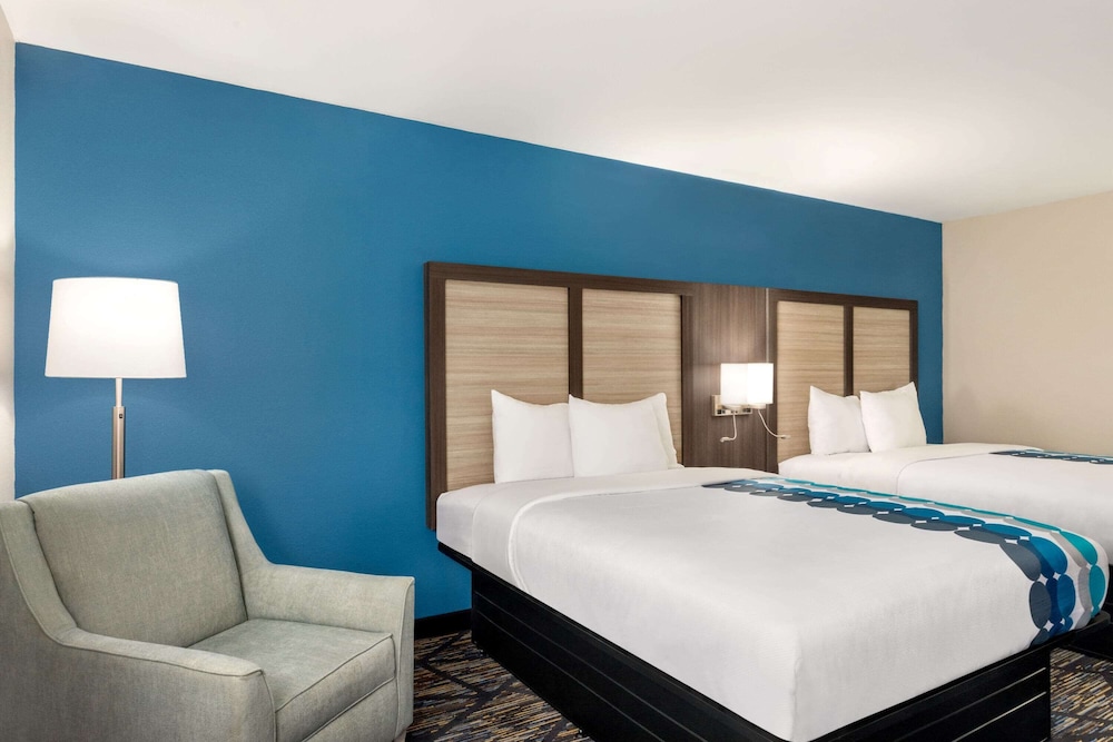 Baymont by Wyndham Blackwell I-35 27/71