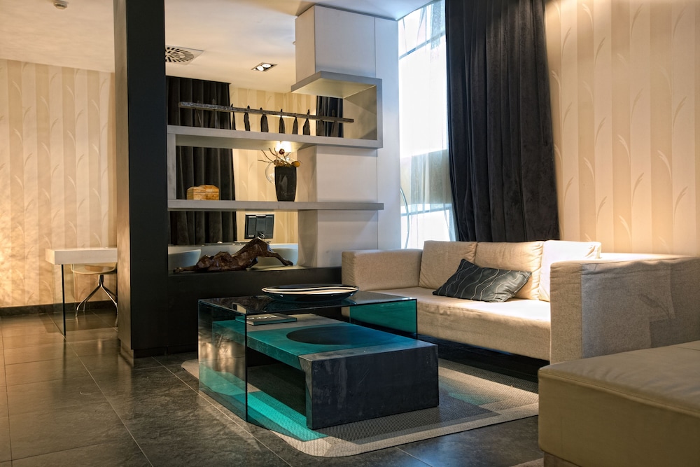 Hotel Sercotel Ciutat D Alcoi 40/64