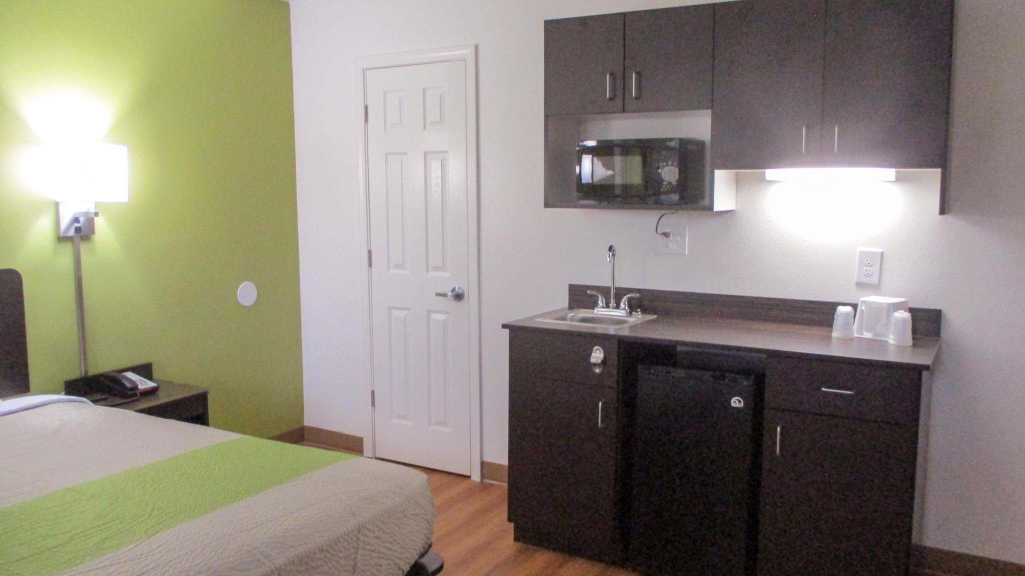 Room, King Bed, Accessible 6/6