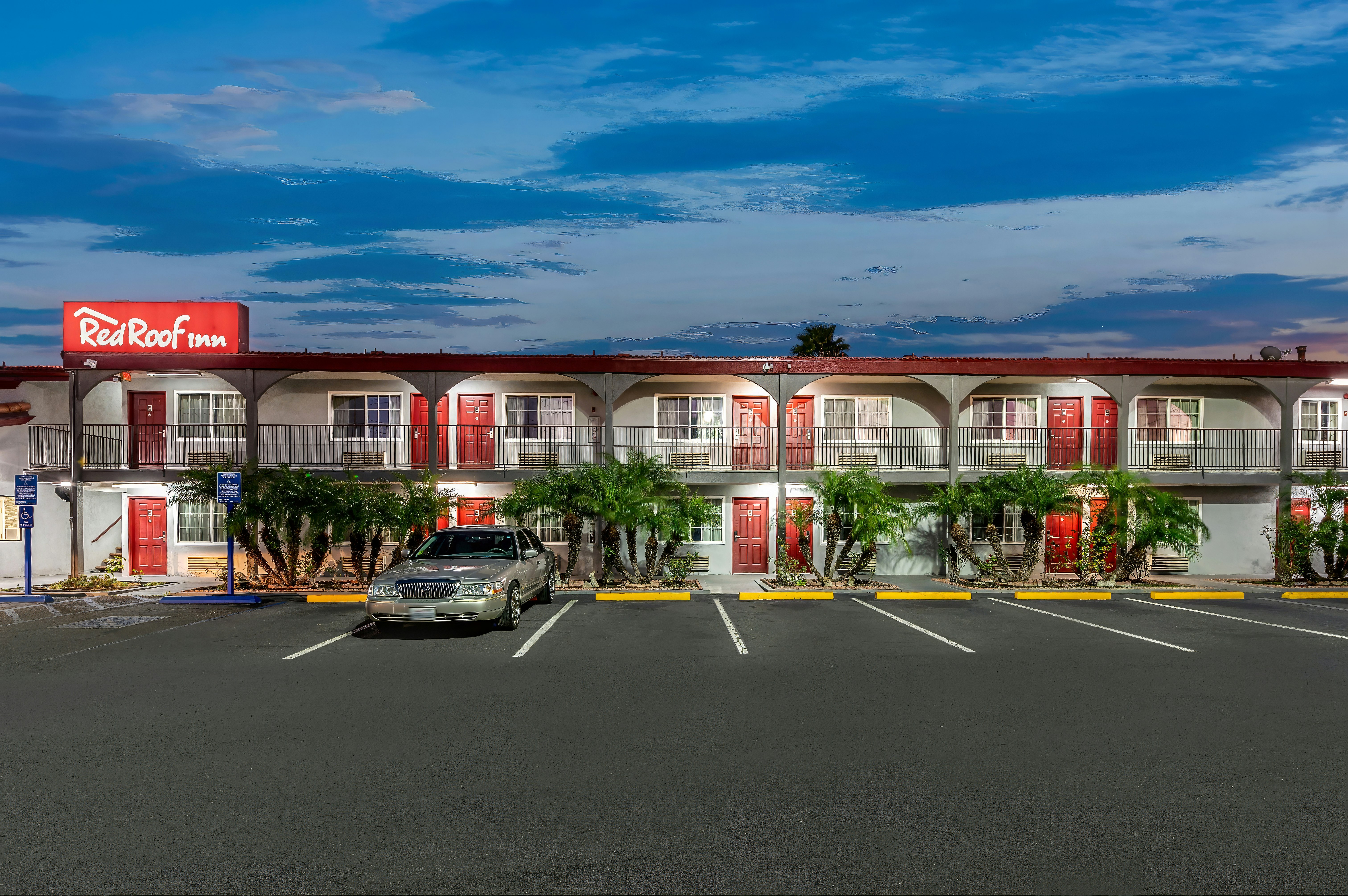 Red Roof Inn Los Angeles - Bellflower 24/27