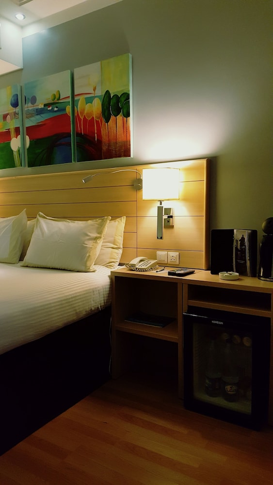 Crystal Hotel 24/39