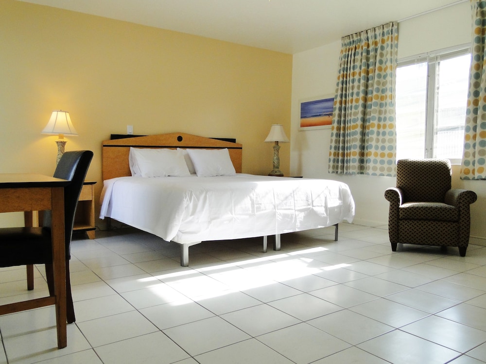 Great Escape Inn 38/75